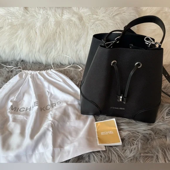 Michael Kors Black Leather Bucket Bag - Picture 12 of 16